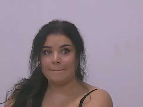 BustyMadison online show from 24, 10, 2025