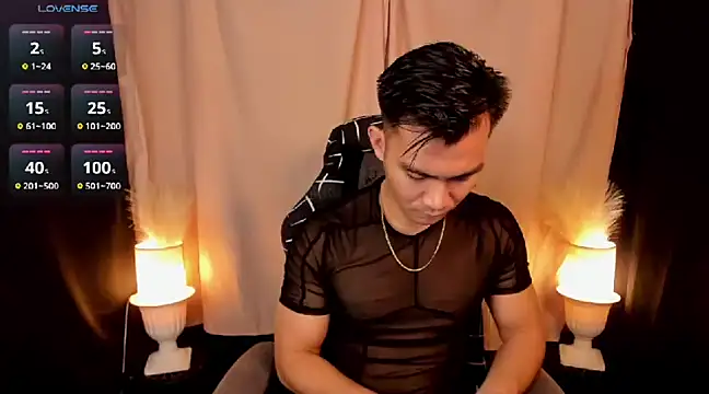 Snapshot of 000batman000 chatting on 4, 2, 2025 000batman000 online show from 4, 2, 2025