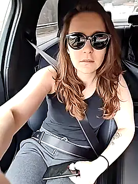 Snapshot of Tinas5 chatting on 3, 3, 2026 Tinas5 online show from 3, 3, 2026