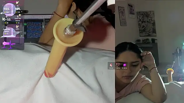 Snapshot of sofi_velez chatting on 4, 4, 2026 sofi velez online show from 4, 4, 2026