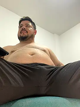 Snapshot of oso_dirty_ chatting on 20, 11, 2025 oso dirty online show from 20, 11, 2025