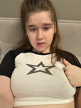 HornyGirlH online show from 9, 4, 2026