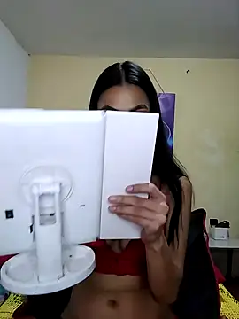 Snapshot of iamemmablake chatting on 18, 12, 2024 iamemmablake online show from 18, 12, 2024