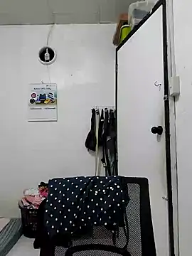 Snapshot of MissKitty31 chatting on 22, 1, 2025 MissKitty31 online show from 22, 1, 2025