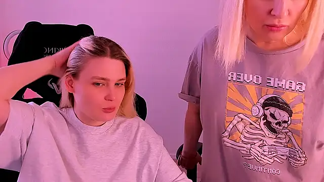 hotblonds online show from 12, 12, 2024