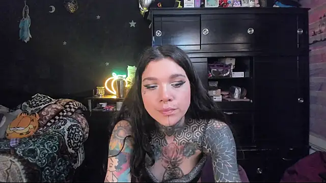 Snapshot of Lilmarieee chatting on 6, 2, 2025 Lilmarieee online show from 6, 2, 2025