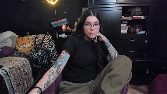 Snapshot of Lilmarieee chatting on 19, 3, 2025 Lilmarieee online show from 19, 3, 2025