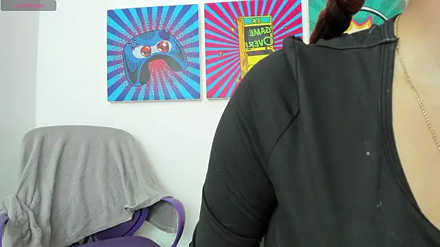 Snapshot of Ash_milk chatting on 2, 2, 2026 Ash milk online show from 2, 2, 2026