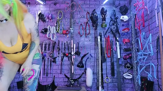 PANDORANEZZ online show from 7, 1, 2026