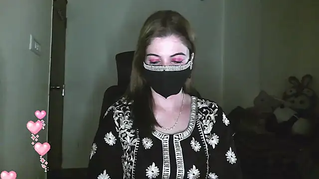 Cute Sonii online show from 19, 4, 2026