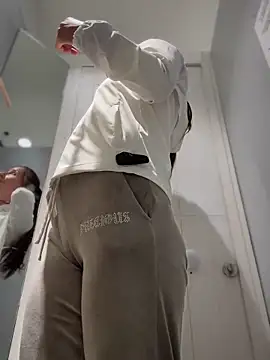 Snapshot of YOUR-KARINA chatting on 28, 12, 2024 YOUR-KARINA online show from 28, 12, 2024