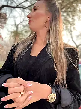 Snapshot of YOUR-KARINA chatting on 28, 10, 2025 YOUR-KARINA online show from 28, 10, 2025