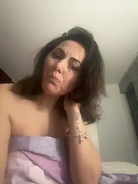 Emma roqueen online show from 12, 7, 2026