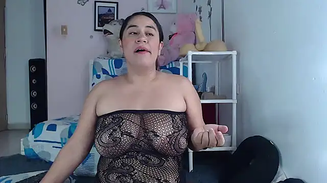 Snapshot of emiligrey_ chatting on 23, 3, 2025 emiligrey online show from 23, 3, 2025