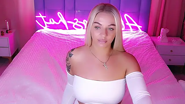 AllwaysHotJ online show from 28, 10, 2025