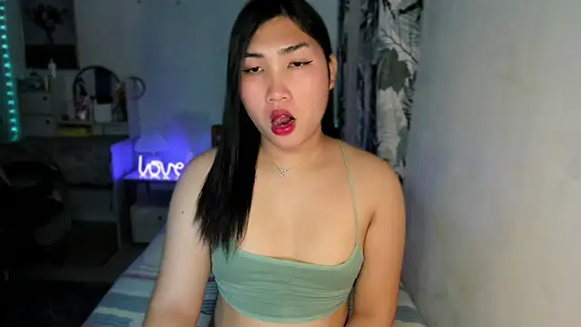 Snapshot of Miss_Deliciousness chatting on 3, 2, 2025 Miss Deliciousness online show from 3, 2, 2025