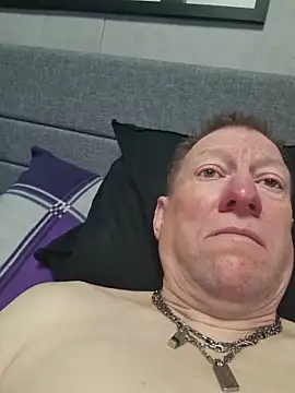 tomtom111111 online show from 14, 2, 2026