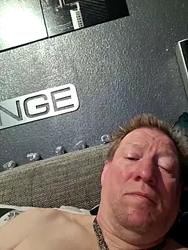 tomtom111111 online show from 23, 3, 2026