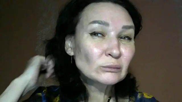 PrettyAndWild online show from 29, 11, 2025