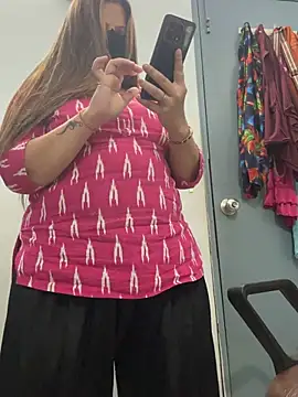 Snapshot of Preet_Kaur_69 chatting on 5, 7, 2026 Preet Kaur 69 online show from 5, 7, 2026