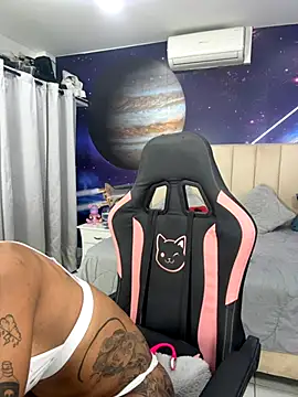 Nella Dolls online show from 13, 9, 2025