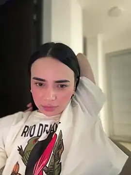 Snapshot of GeorginaJones chatting on 18, 10, 2025 GeorginaJones online show from 18, 10, 2025