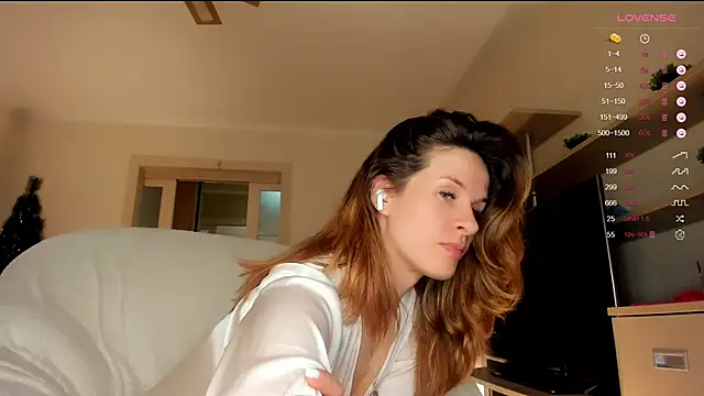 Butterfly-  online show from 30, 1, 2025