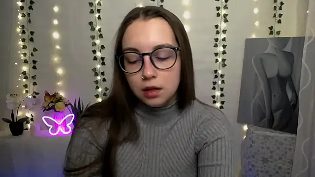 Snapshot of SweetPrincess_ chatting on 4, 3, 2025 SweetPrincess online show from 4, 3, 2025