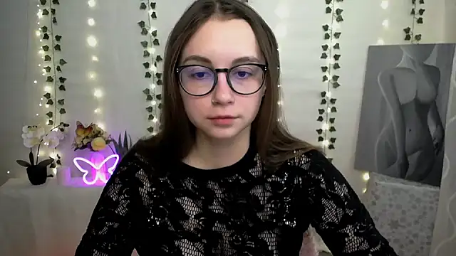 Snapshot of SweetPrincess_ chatting on 10, 3, 2025 SweetPrincess online show from 10, 3, 2025