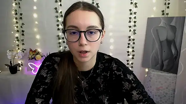 Snapshot of SweetPrincess_ chatting on 21, 3, 2025 SweetPrincess online show from 21, 3, 2025