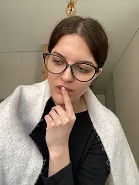 little belucci online show from 9, 2, 2025