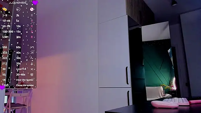 Snapshot of _alleyesonme_ chatting on 6, 12, 2024  alleyesonme  online show from 6, 12, 2024