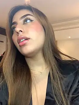 MaddyyLennon online show from 8, 1, 2025