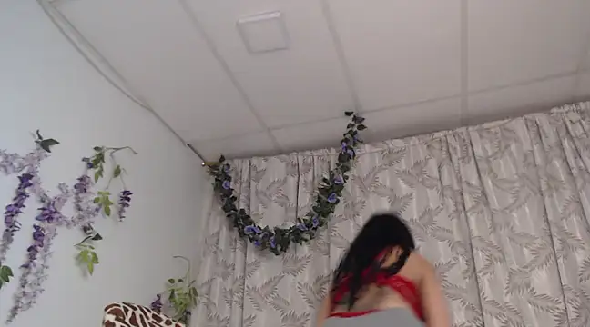 Snapshot of valquiria_sirgun chatting on 4, 2, 2025 valquiria sirgun online show from 4, 2, 2025