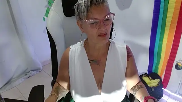 bety-cum2 online show from 17, 3, 2026