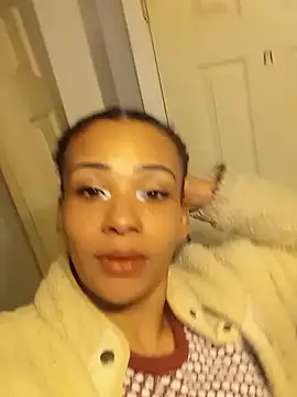 Snapshot of goddessnathalie1 chatting on 16, 12, 2025 goddessnathalie1 online show from 16, 12, 2025