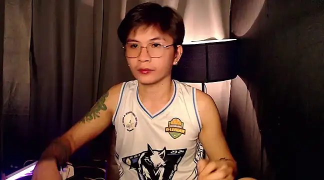 Sexy Handsome Drex online show from 12, 3, 2025