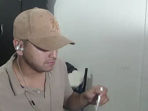 Snapshot of kylian_07 chatting on 27, 11, 2025 kylian 07 online show from 27, 11, 2025