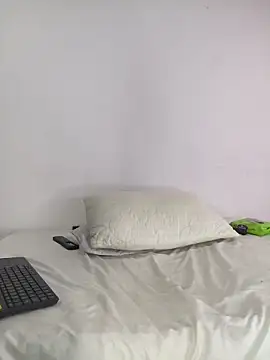 AgathaPember online show from 28, 3, 2026