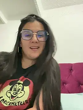 Snapshot of SWEETLILY18 chatting on 23, 1, 2025 SWEETLILY18 online show from 23, 1, 2025