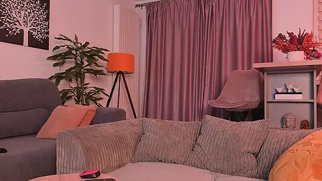 Snapshot of MayaCroft chatting on 18, 11, 2025 MayaCroft online show from 18, 11, 2025