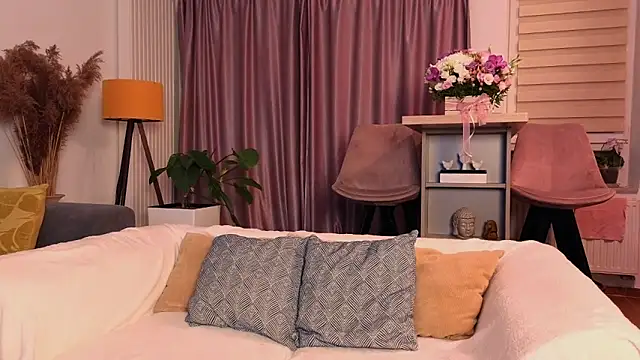 Snapshot of MayaCroft chatting on 16, 2, 2026 MayaCroft online show from 16, 2, 2026