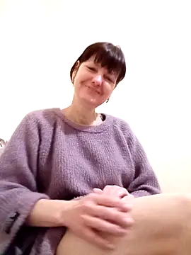 Snapshot of TiAmorre chatting on 10, 2, 2025 TiAmorre online show from 10, 2, 2025