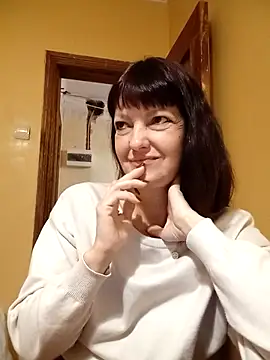 Snapshot of TiAmorre chatting on 4, 10, 2025 TiAmorre online show from 4, 10, 2025