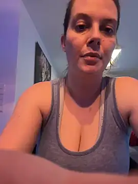 Snapshot of newMichelle chatting on 26, 2, 2025 newMichelle online show from 26, 2, 2025