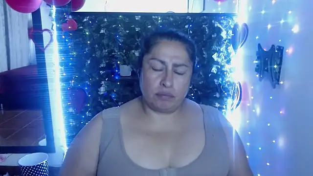 Keyla01  online show from 5, 2, 2025