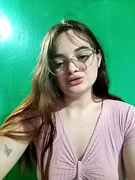 Snapshot of Emmacut chatting on 27, 11, 2025 Emmacut online show from 27, 11, 2025