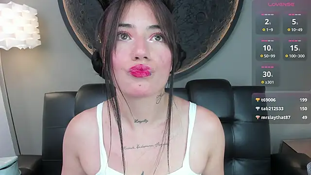 miss sharlotte18 online show from 6, 2, 2025