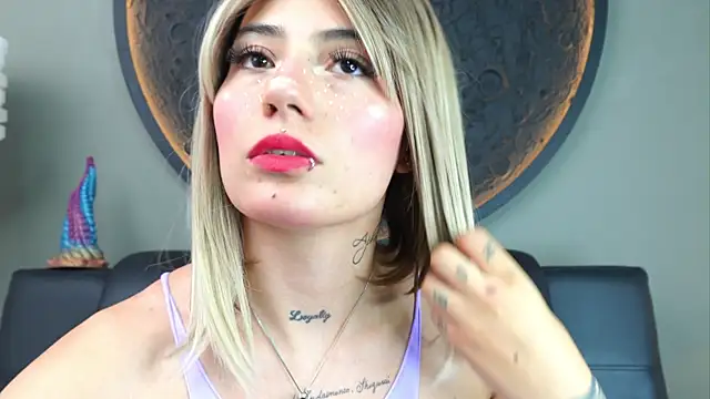 miss sharlotte18 online show from 6, 11, 2025