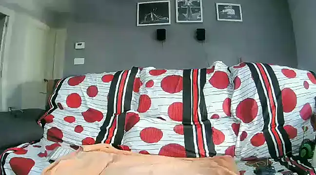 Snapshot of txan9876 chatting on 14, 2, 2025 txan9876 online show from 14, 2, 2025